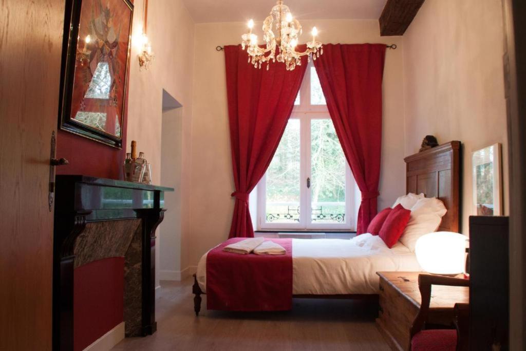 Chateau De L Aviette - Rancennes Givet Exteriör bild